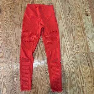 GUC alo yoga moto leggings